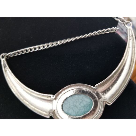 TWELVE inch necklace with large blue stone n130 - Picture 11 of 11